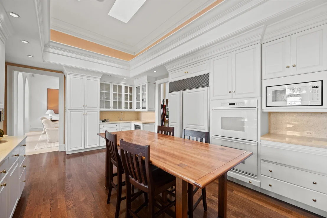 Photo of 252 Locha Drive