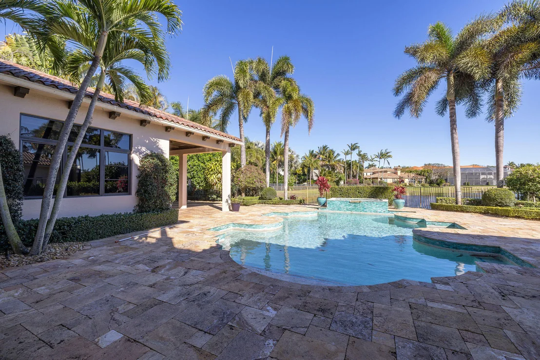 Photo of 9253 Este Lago Drive