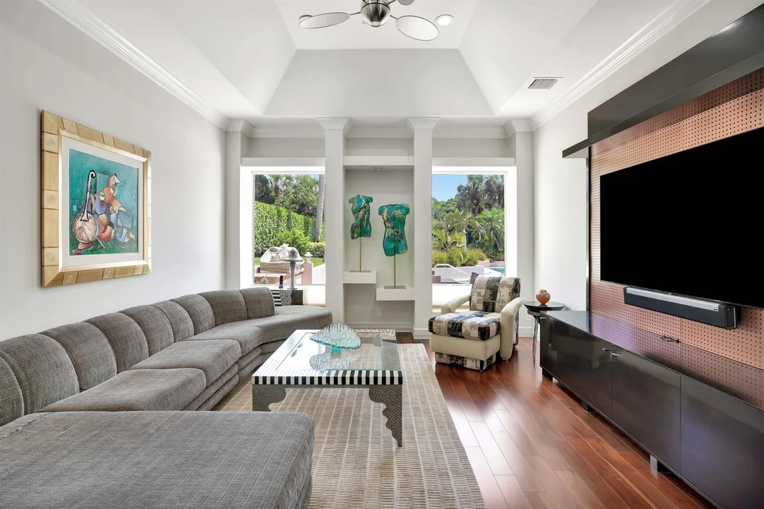 Photo of 337 Eagle Drive