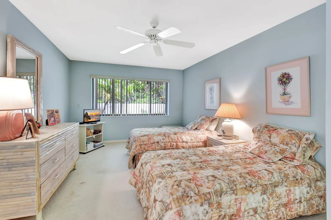 Photo of 4 Bristol Circle