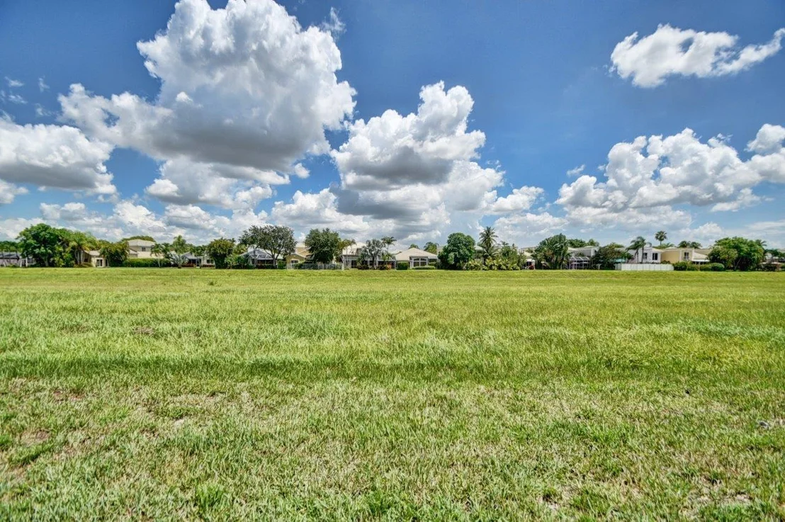 Photo of 4699 NW 7th Place
