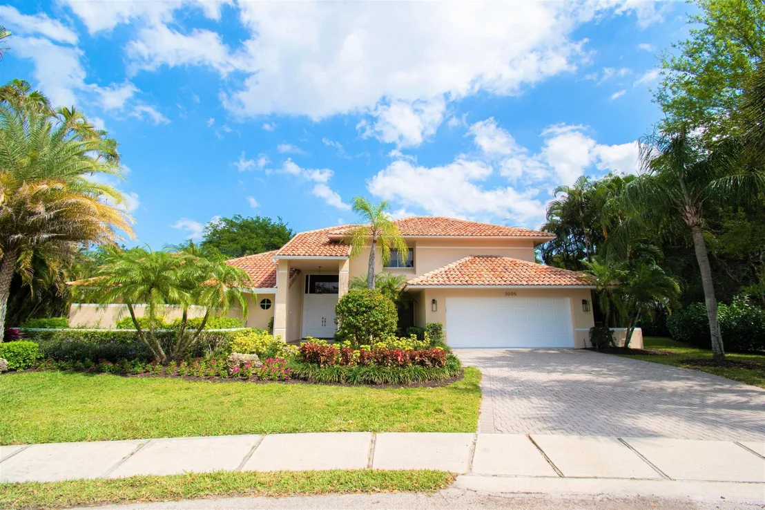 Photo of 3005 Hampton Circle