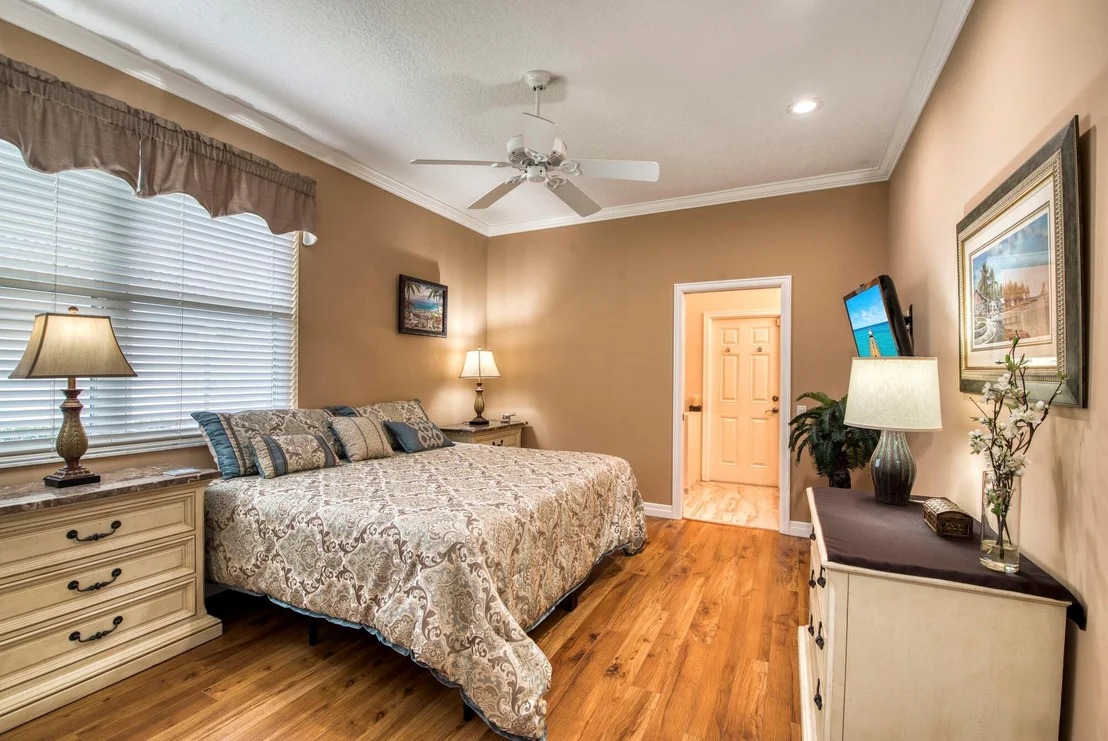 Photo of 106 Olympus Circle