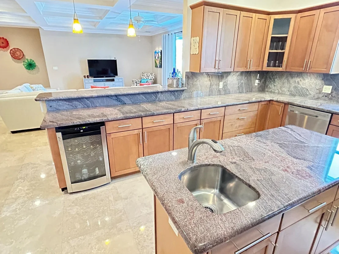 Photo of 321 SE 10th Street