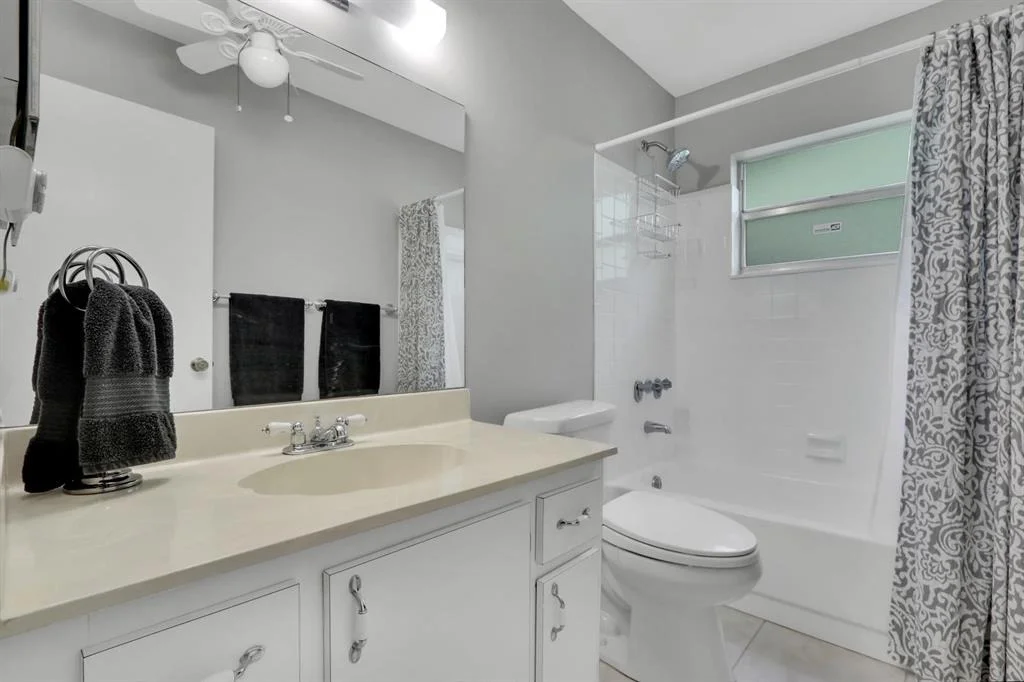 Photo of 7368 Pine Forest Circle