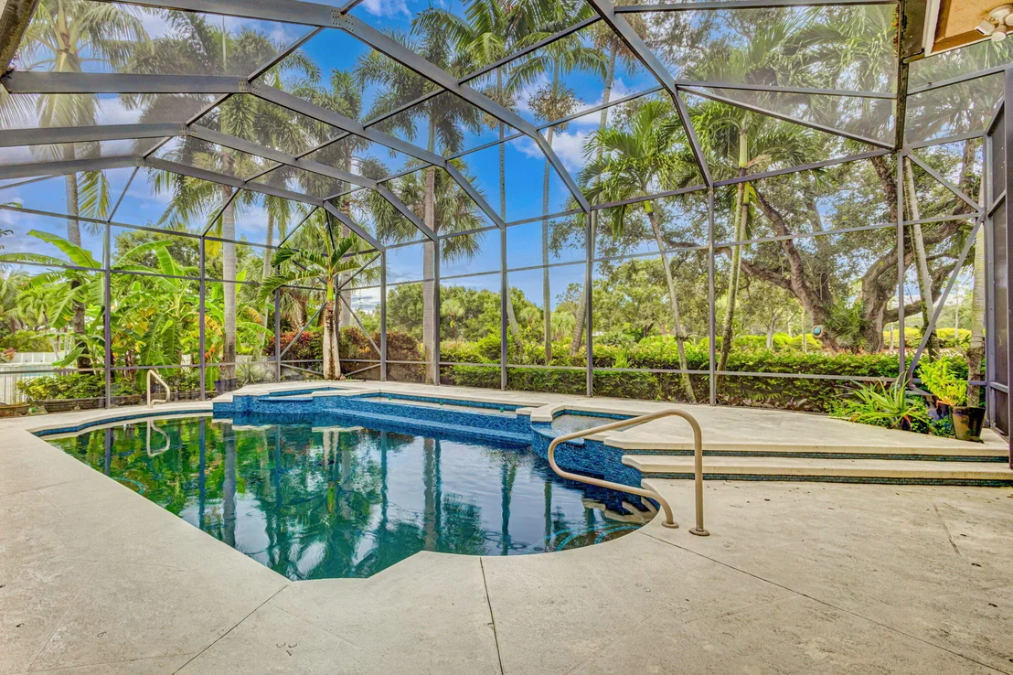 Photo of 2330 Tecumseh Circle
