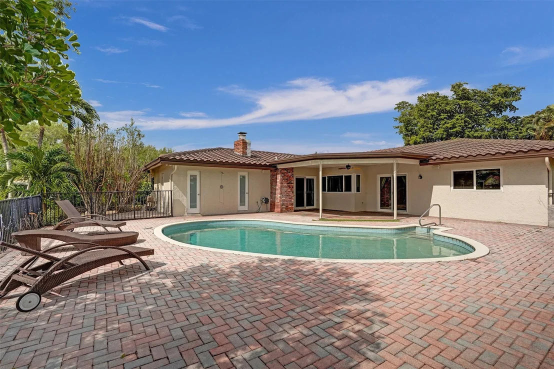 Photo of 2715 NW 86th Way
