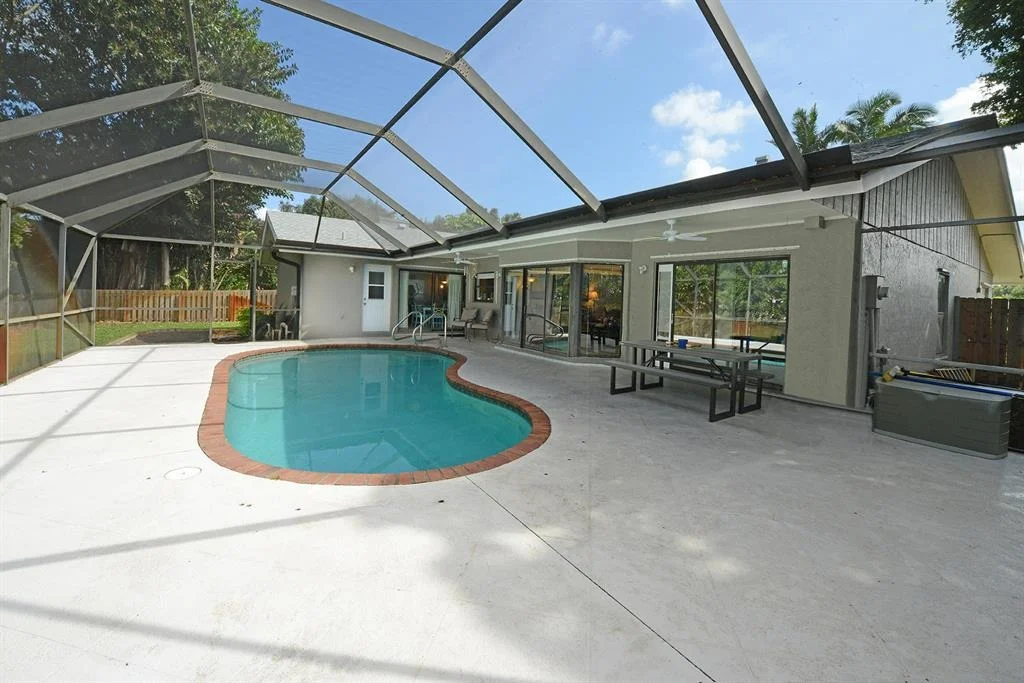 Photo of 17527 Birchwood Drive
