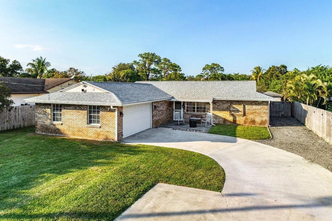 Photo of 7351 Canal Drive
