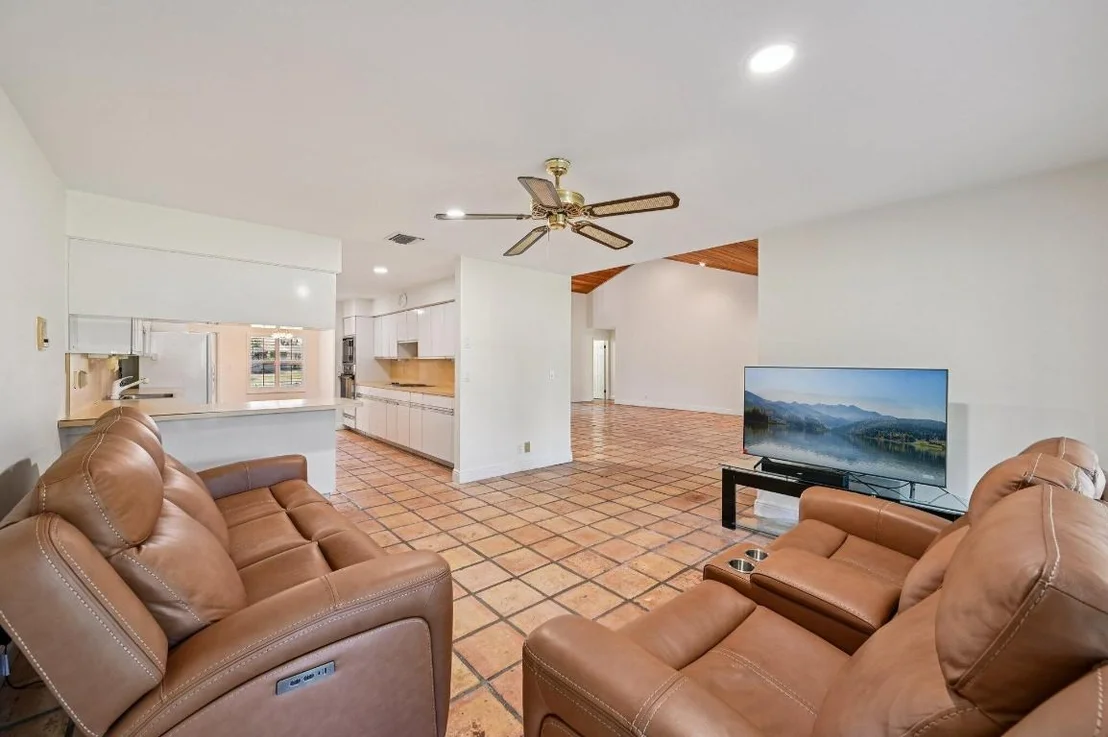 Photo of 13253 La Mirada Circle