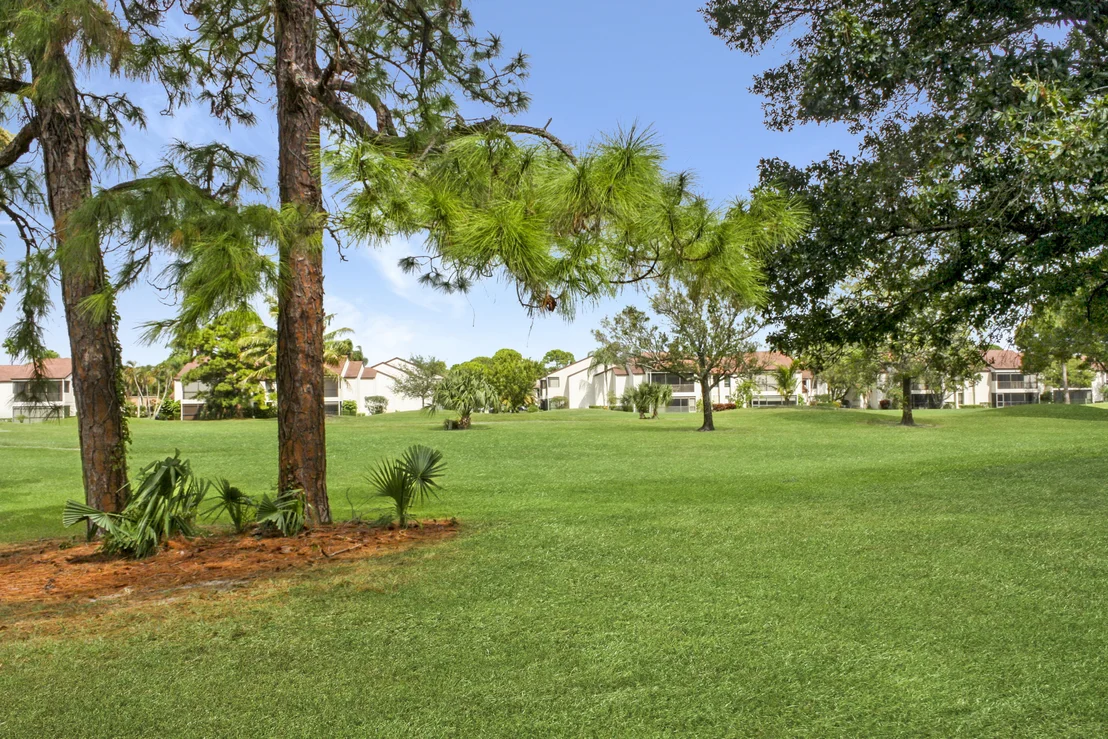 Photo of Unit A at 501 Pinecrest Circle