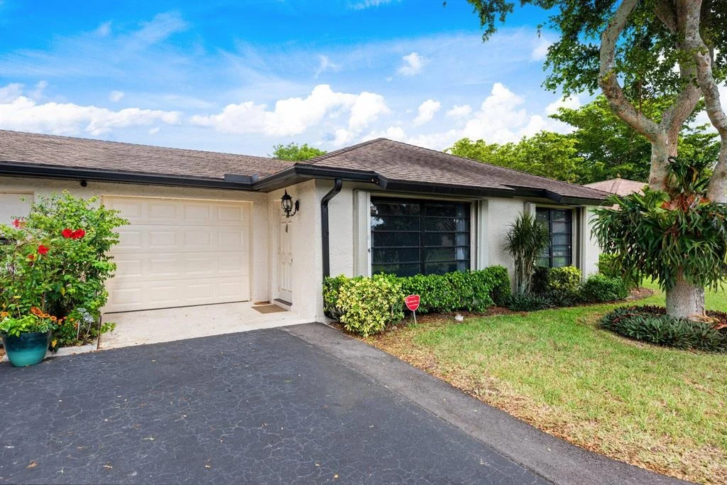 Photo of Unit B at 4826 Equestrian Circle