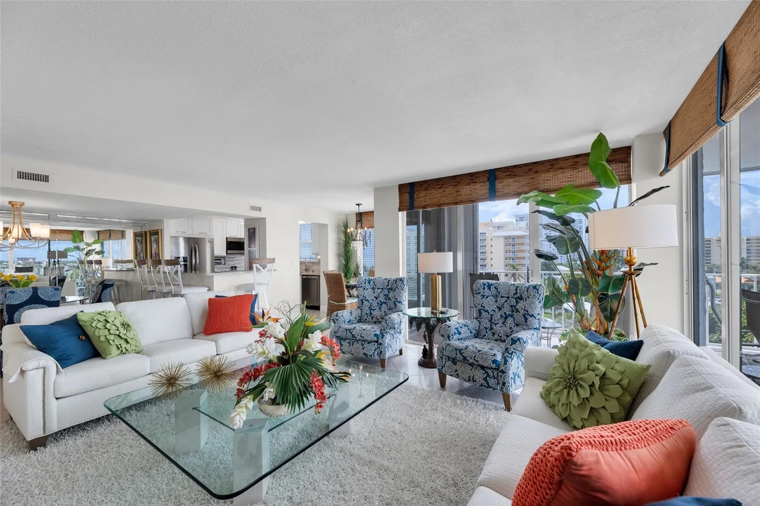 Photo of Unit 708 at 1010 S Ocean Boulevard