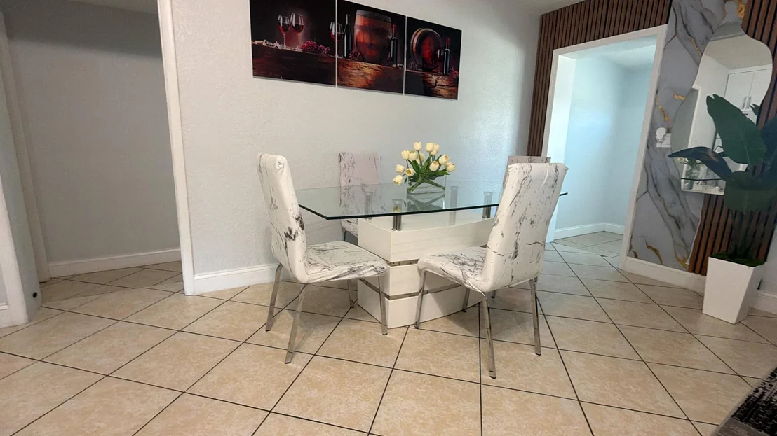Photo of 3275 ORANGE Street