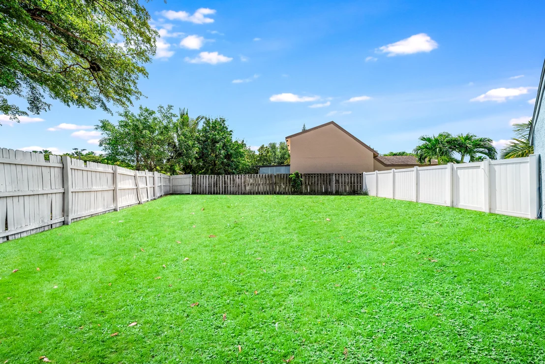 Photo of 5 Whitehall Way