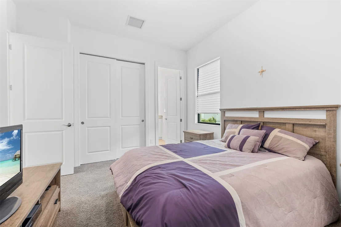 Photo of 15833 Alys Terrace