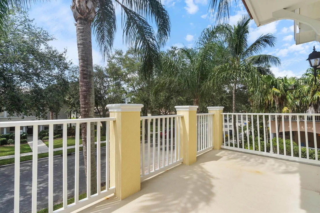 Photo of 4033 Community Drive