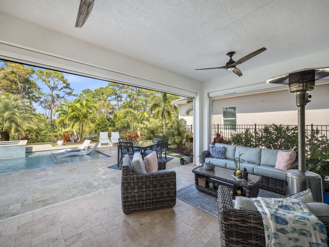 Photo of 708 SW Riverwatch Place