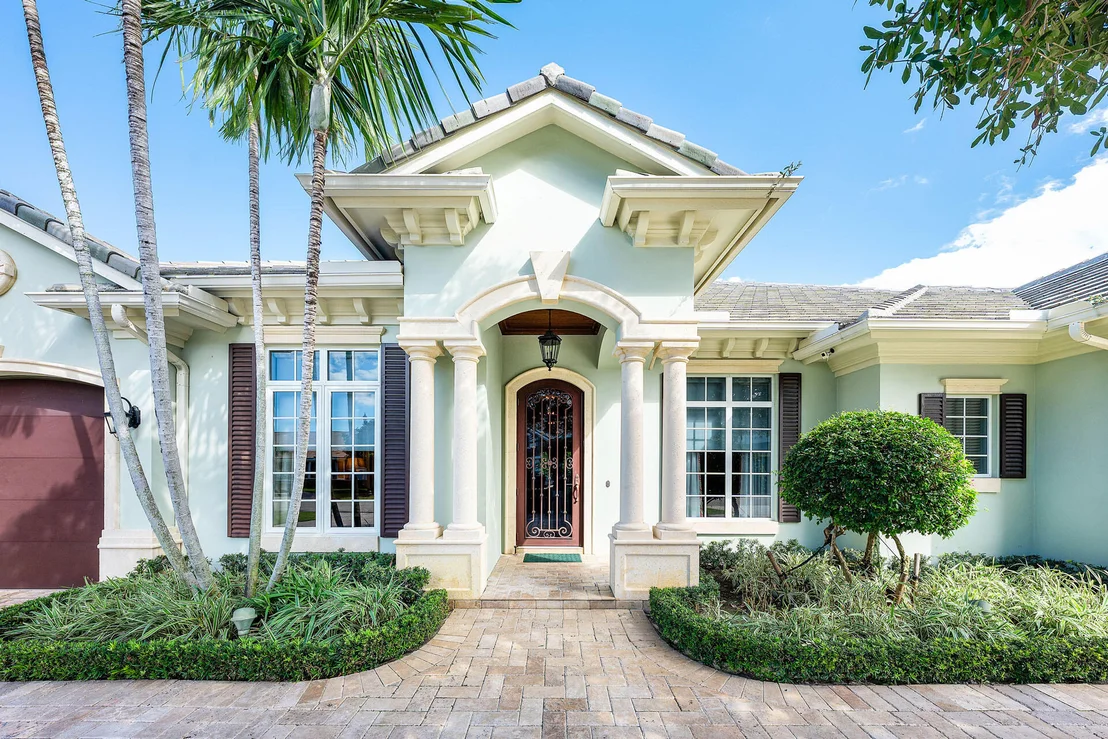 Photo of 2460 Queen Palm Road