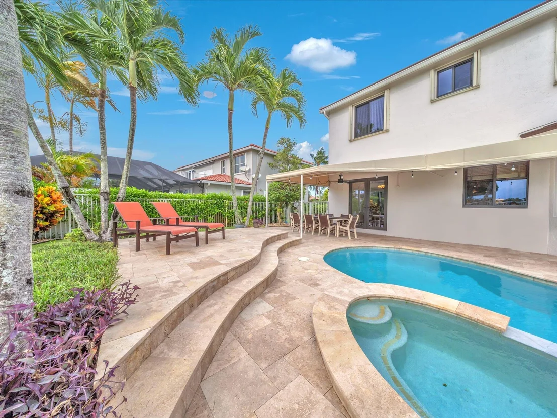Photo of 6347 SHADOW TREE Lane