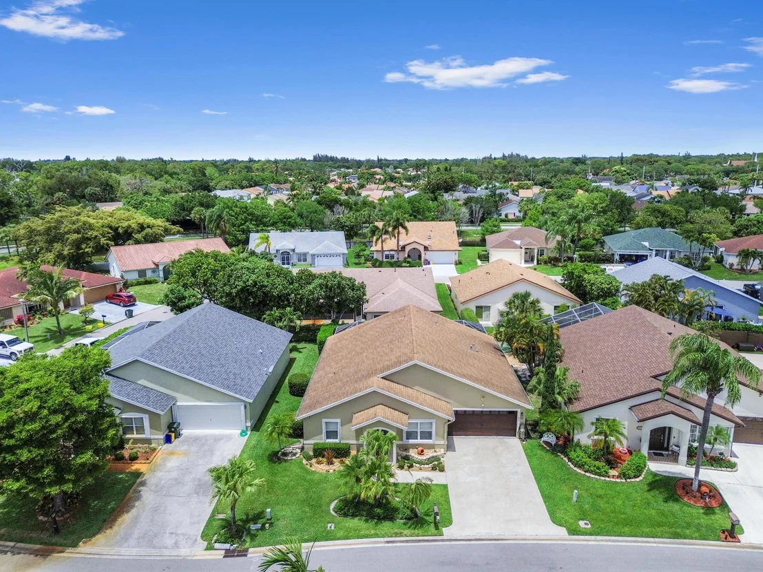 Photo of 1163 Peninsula Way
