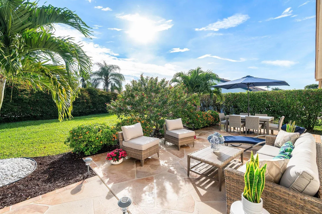 Photo of 2350 Riviera Drive