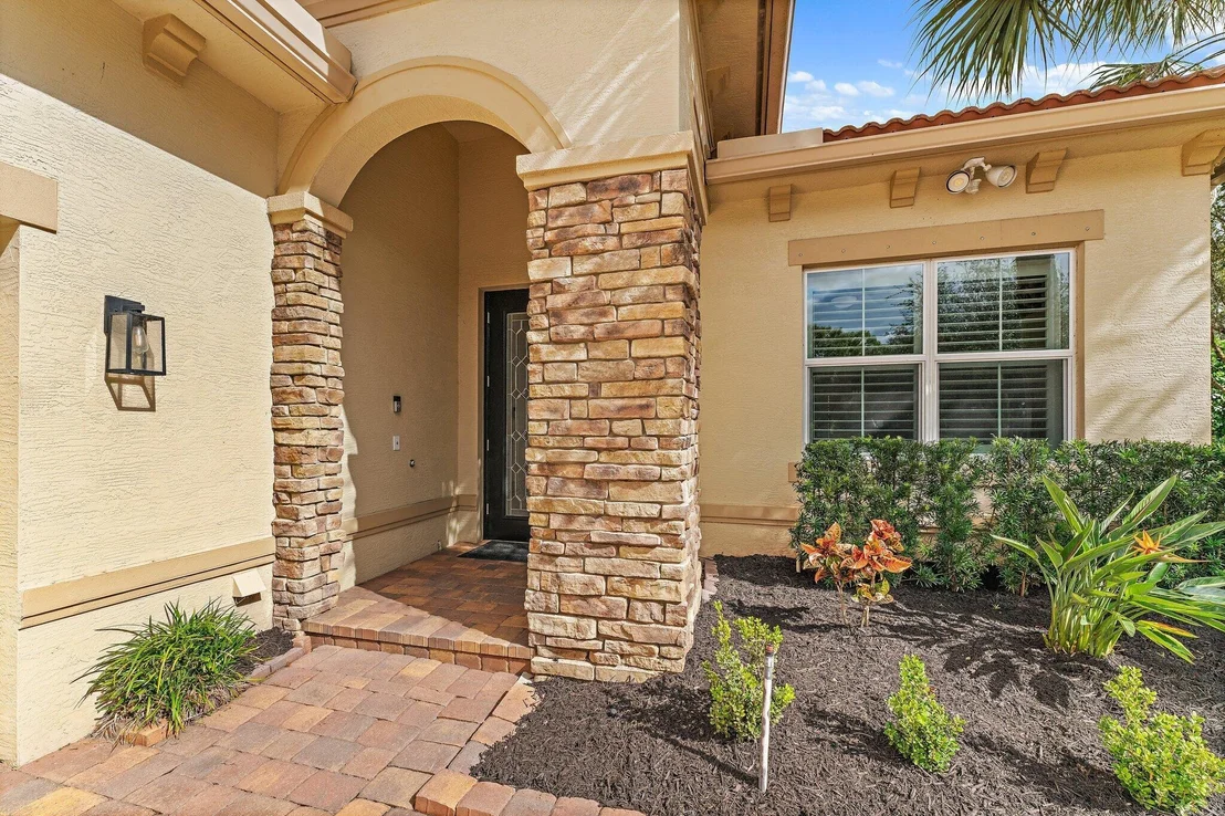 Photo of 8337 SW Marin Drive
