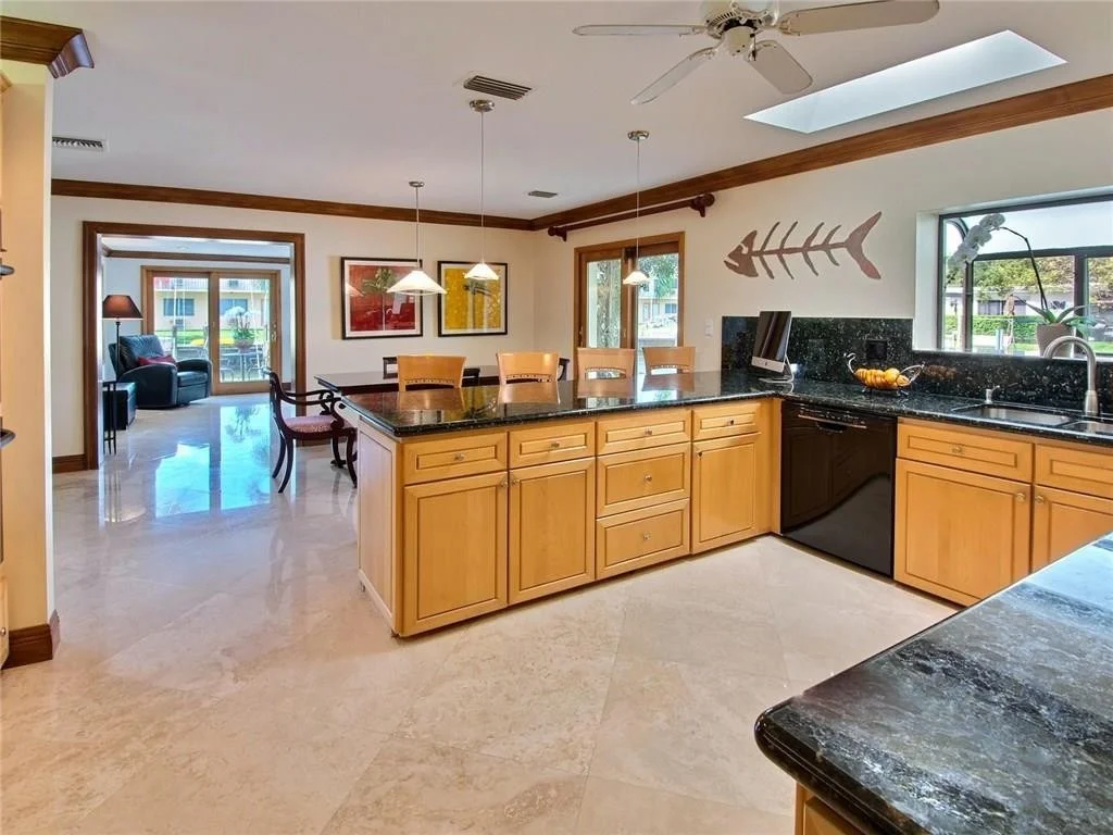 Photo of 1341 SE 3rd Way