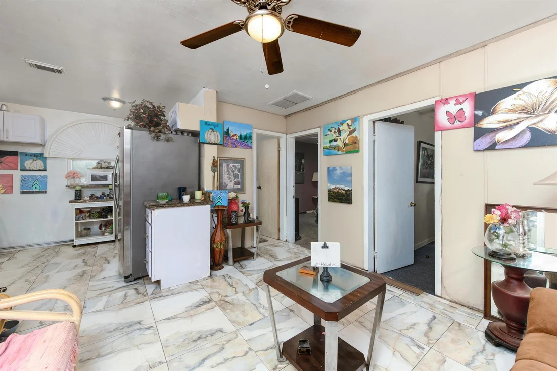 Photo of 1714 Edgevale Road