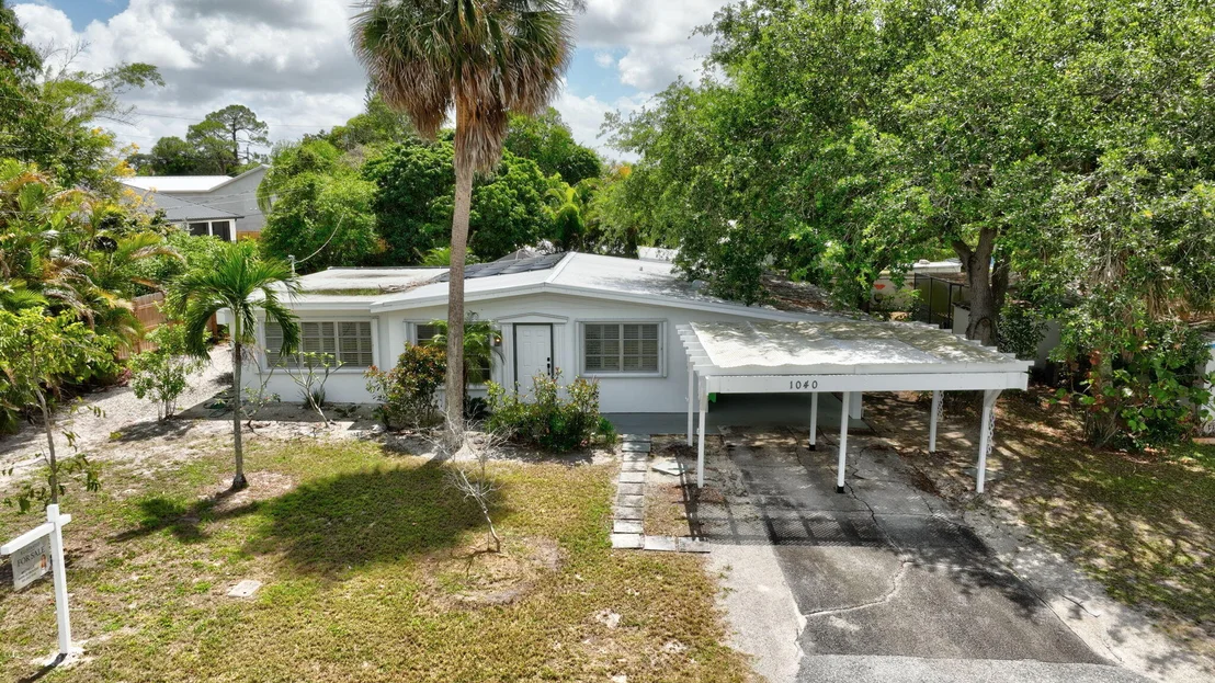 Photo of 1040 SE 5th Street SE