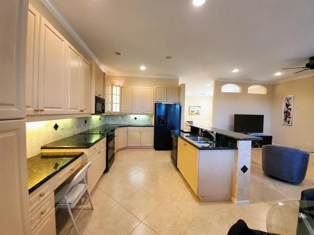 Photo of 8757 Arbor Walk Drive