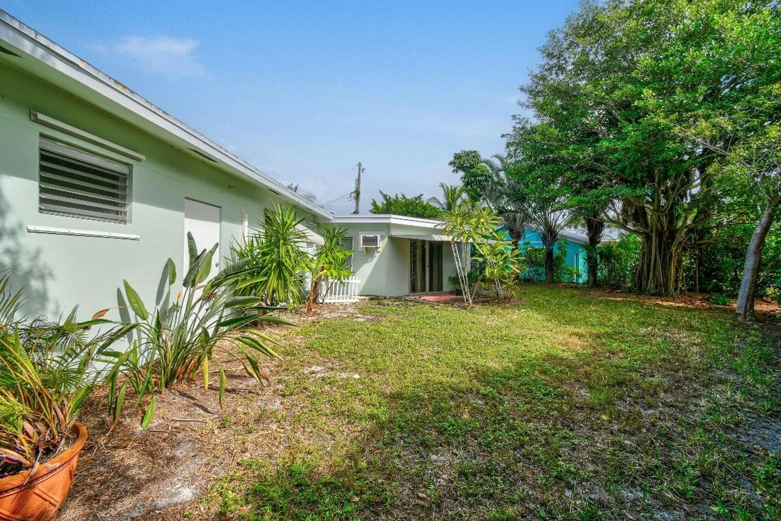 Photo of 356 Cedar Avenue
