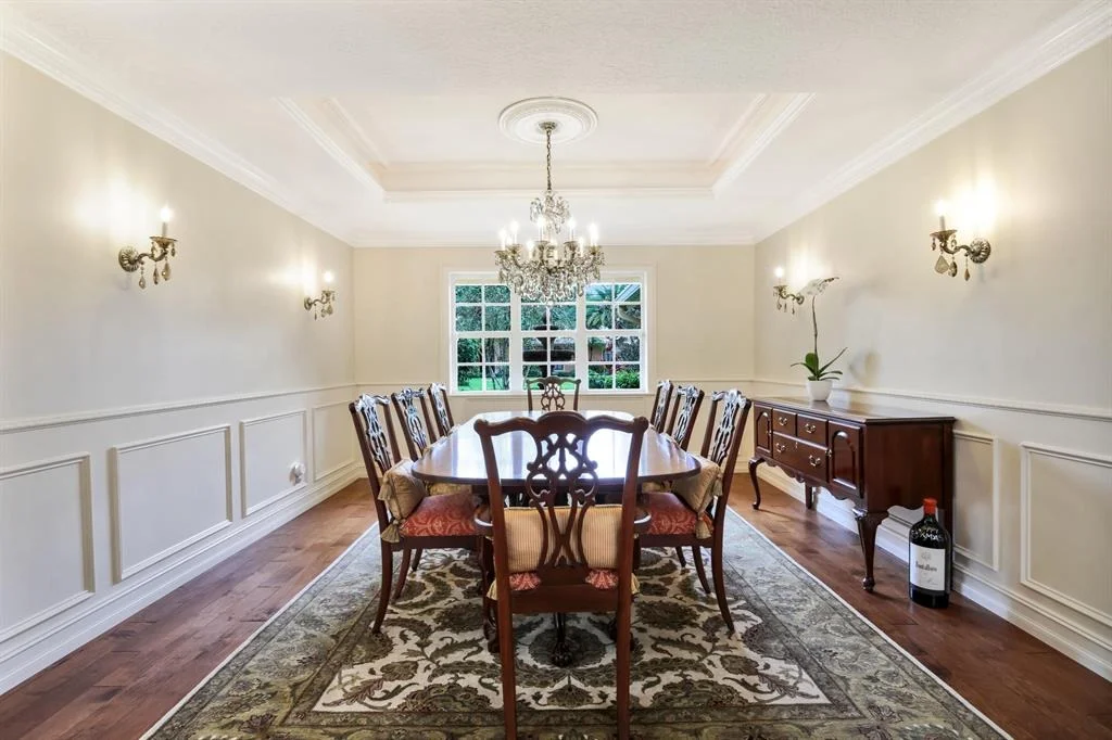 Photo of 4443 Pine Tree Drive