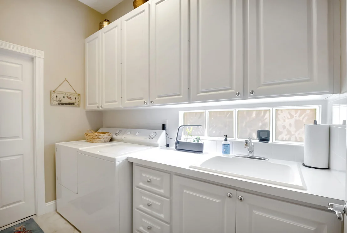 Photo of 4786 Temple Drive