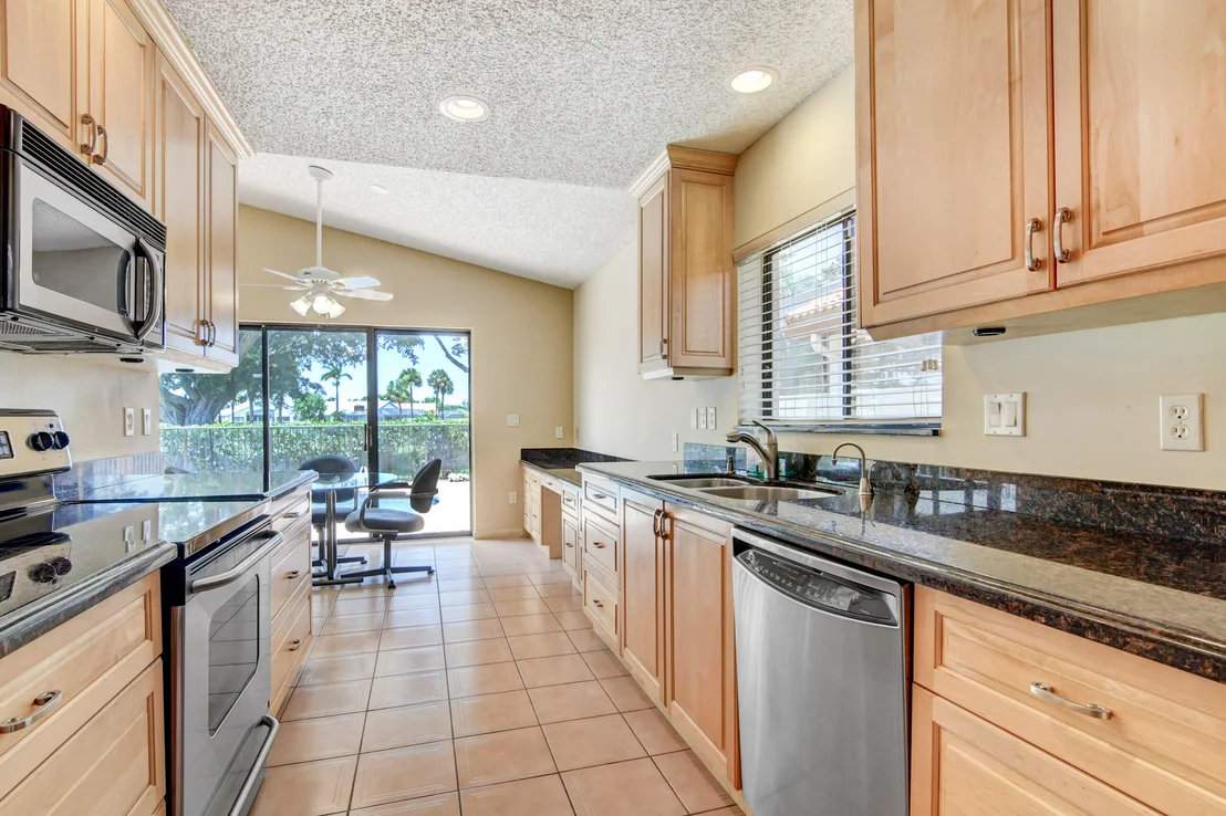Photo of 11055 Clover Leaf Circle