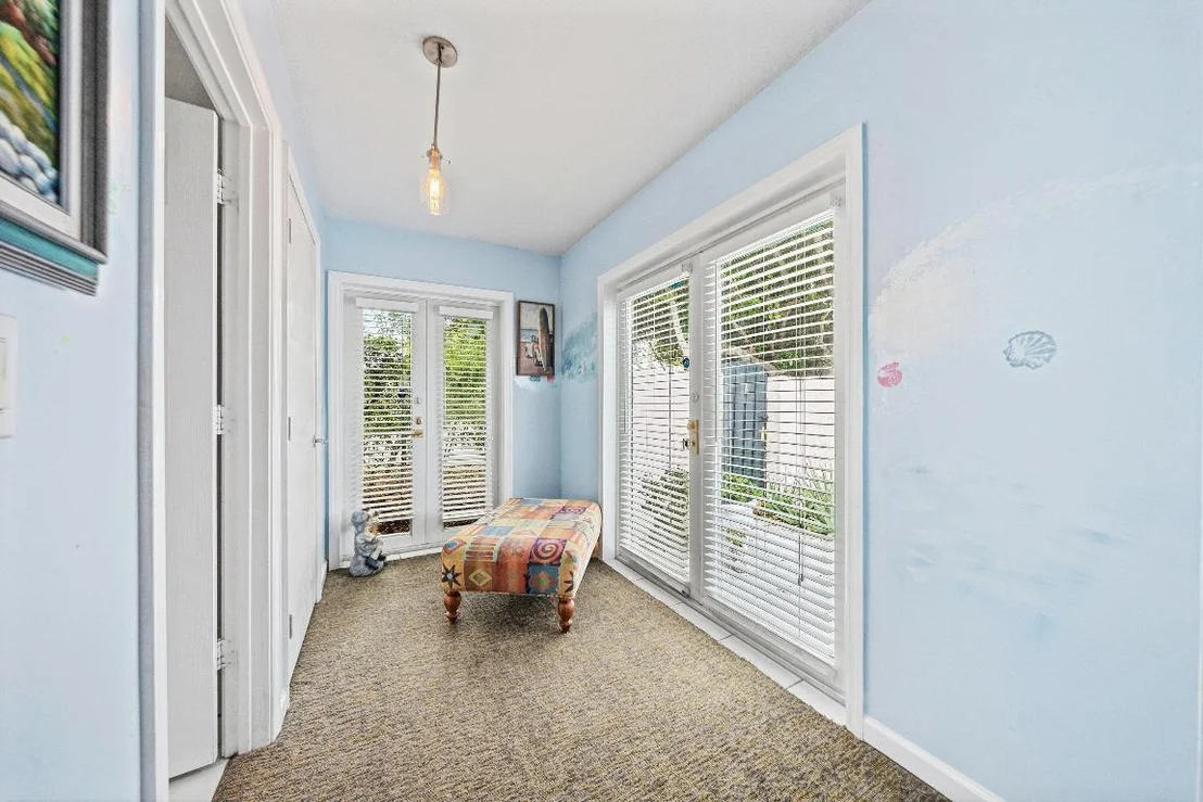 Photo of 800 Lagoon Lane