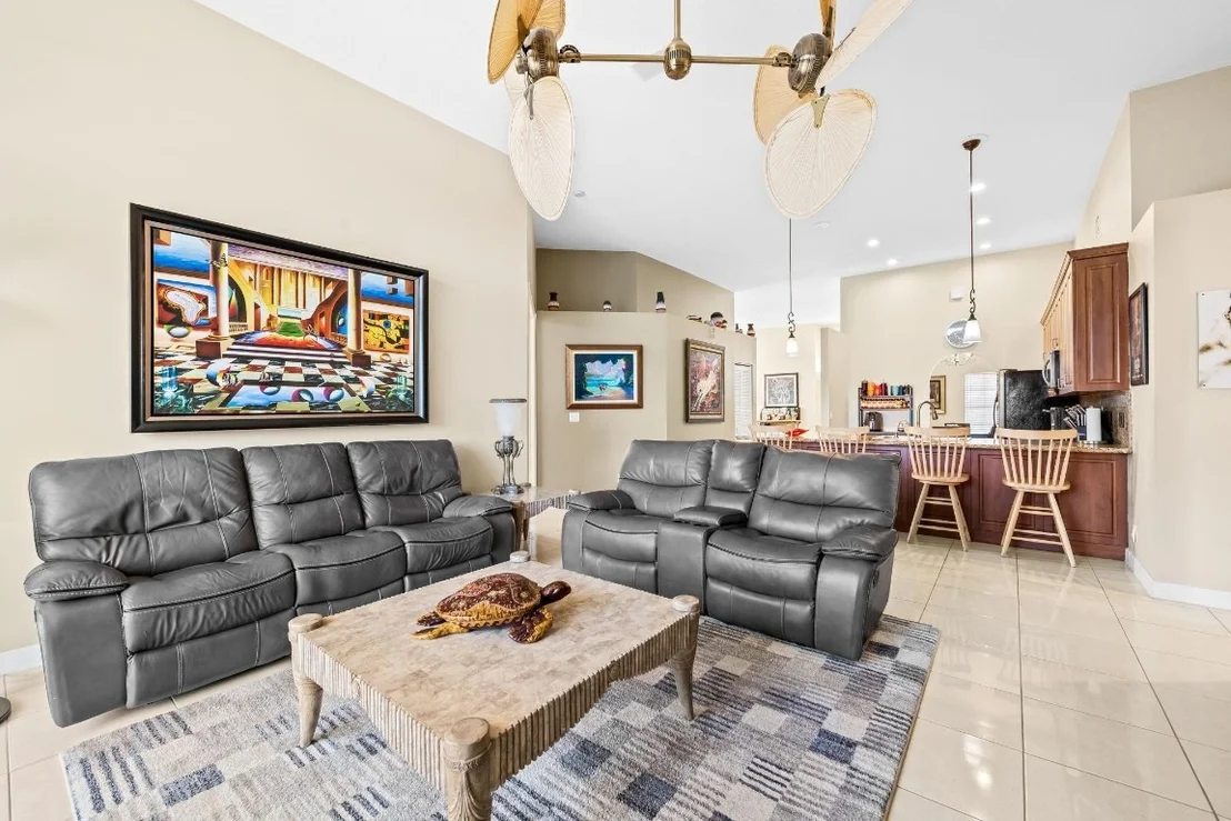 Photo of 10658 Saint Thomas Drive