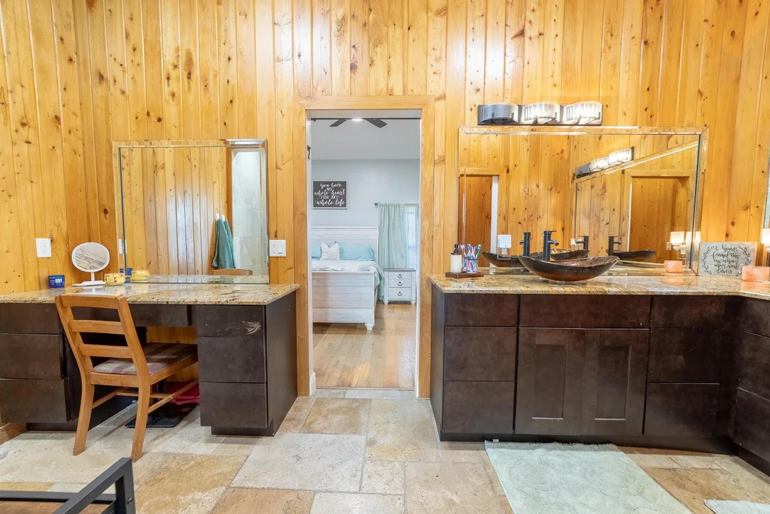 Photo of 1402 SE 12th Drive