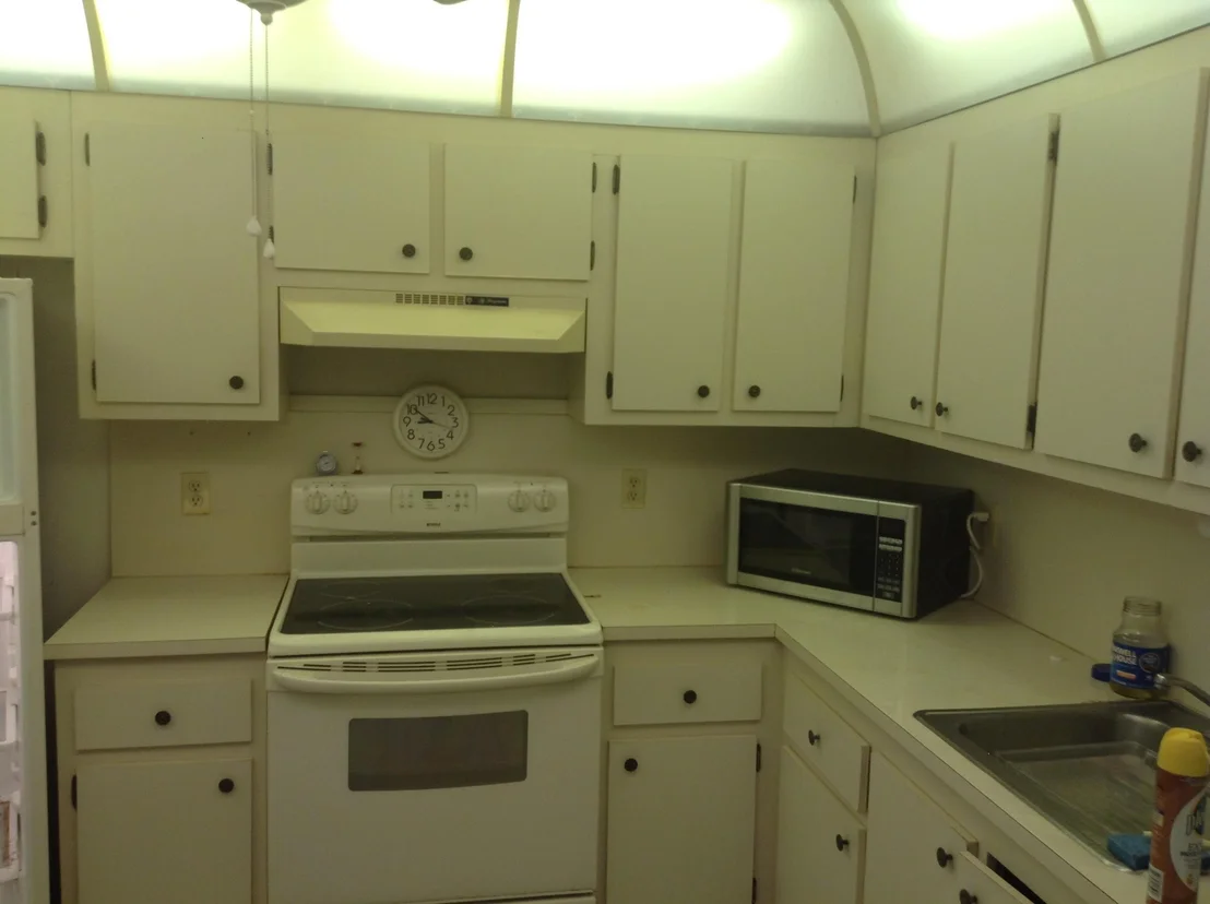 Photo of Unit H2 at 1901 Bermuda Circle