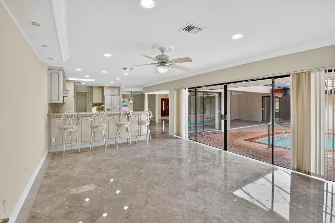 Photo of 5884 Pinebrook Drive