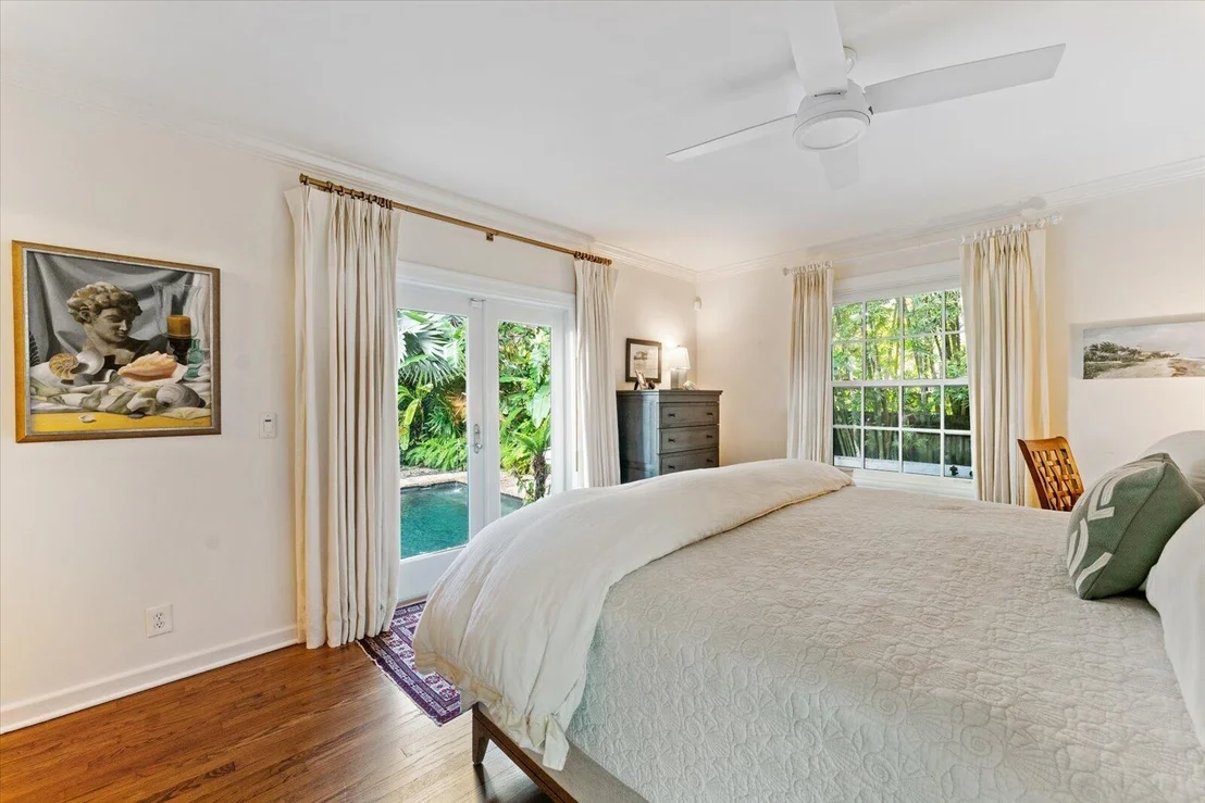 Photo of 733 Sunset Road