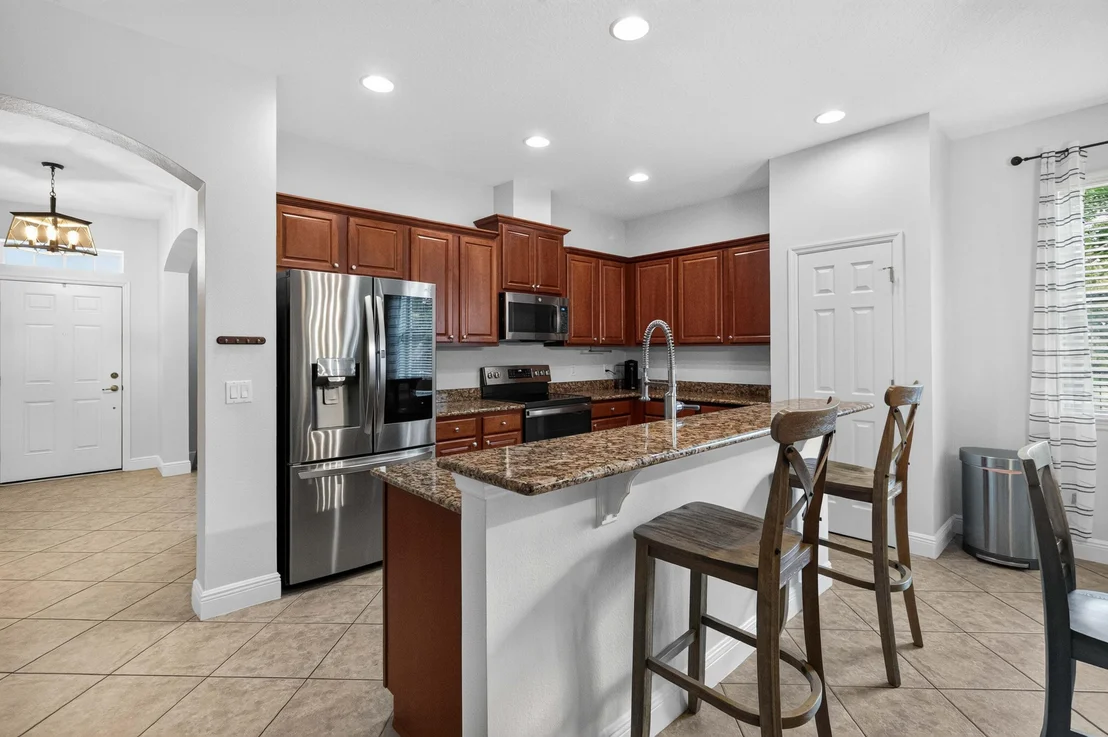 Photo of 2071 RAFTON Road
