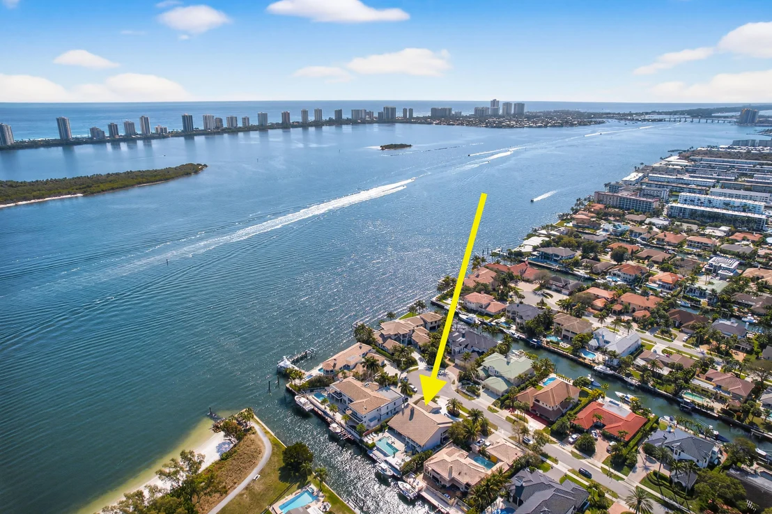 Photo of 113 Ebbtide Drive