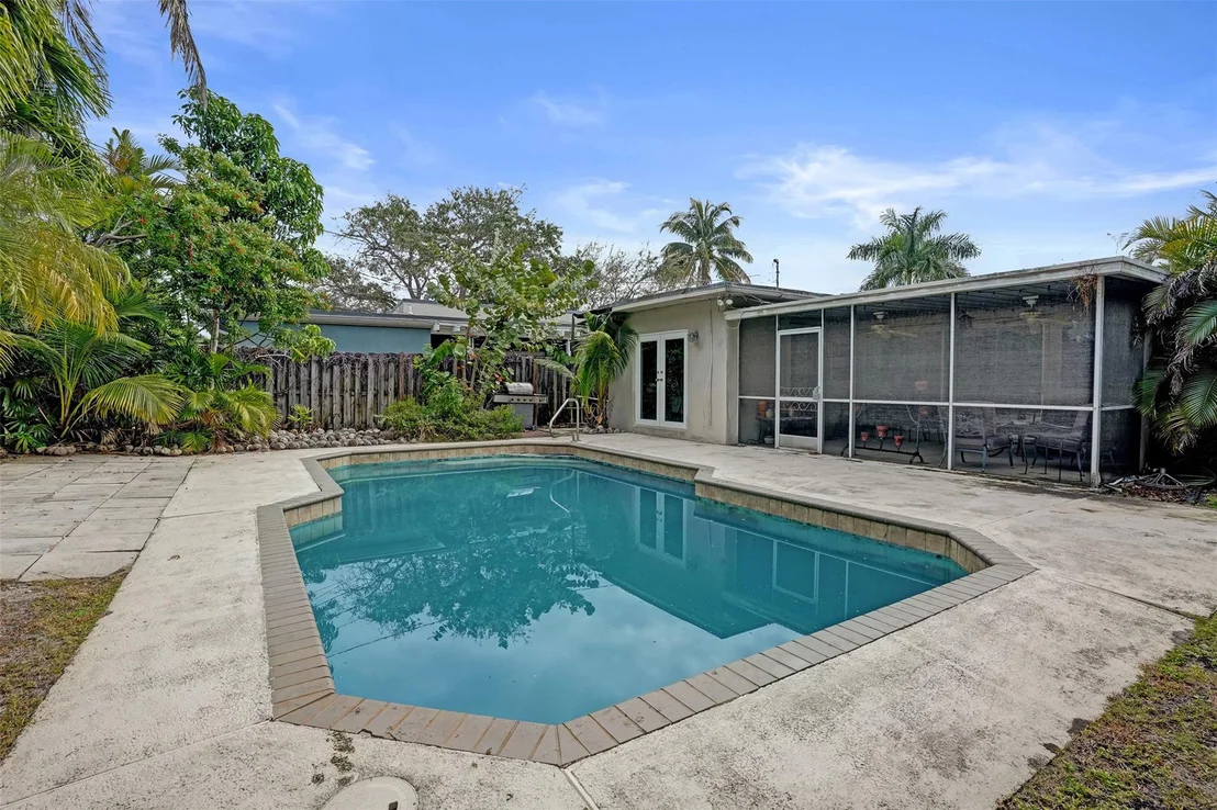 Photo of 108 Harvard Drive