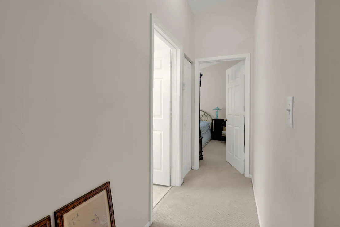 Photo of 1868 Barnstable Road