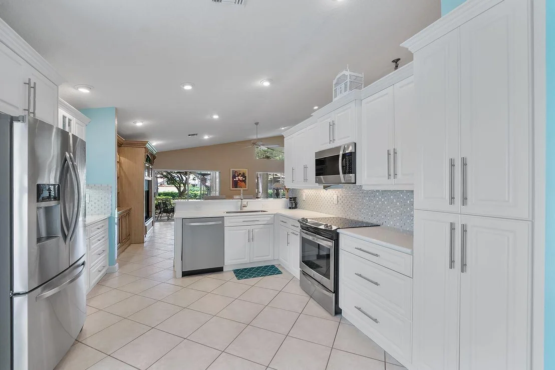 Photo of 6643 Sherbrook Drive