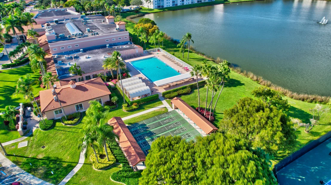 Photo of Unit A at 6384 Mill Pointe Circle