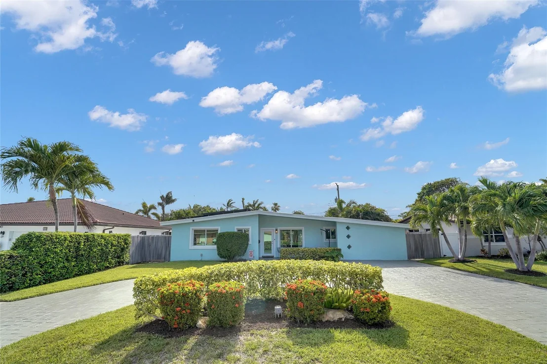 Photo of 17 SE 9th Avenue