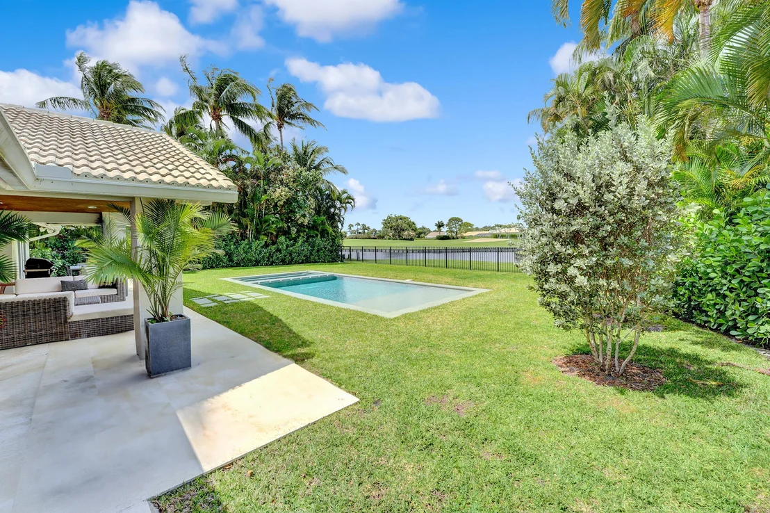 Photo of 4325 White Cedar Drive
