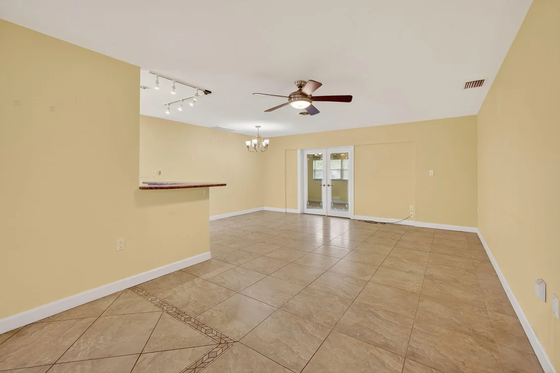 Photo of 5071 SE Great Pocket Trail